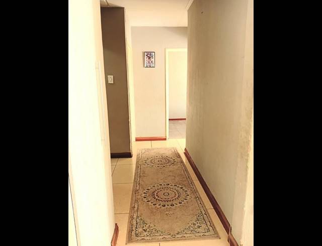 3 BEDROOM TOWNHOUSE FOR SALE IN WHITNEY GARDENS